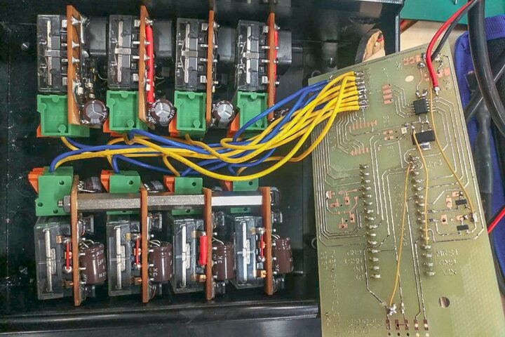 Driver electronics: power supply modules wired to a control board